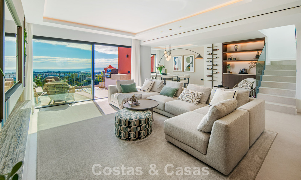 High-end fully renovated penthouse with spectacular sea views for sale in Marbella - Benahavís 800053