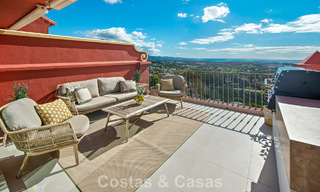 High-end fully renovated penthouse with spectacular sea views for sale in Marbella - Benahavís 800054 