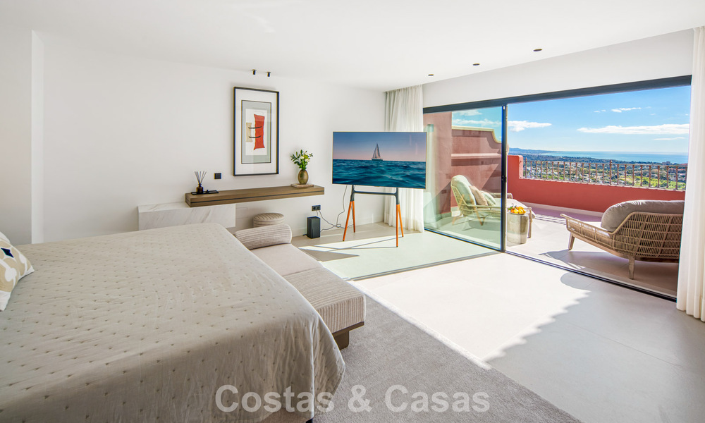 High-end fully renovated penthouse with spectacular sea views for sale in Marbella - Benahavís 800057