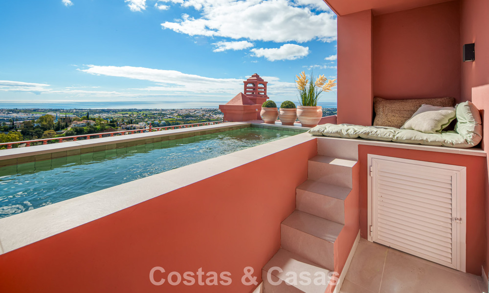 High-end fully renovated penthouse with spectacular sea views for sale in Marbella - Benahavís 800064
