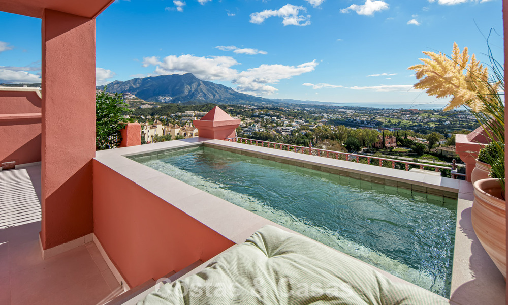 High-end fully renovated penthouse with spectacular sea views for sale in Marbella - Benahavís 800065