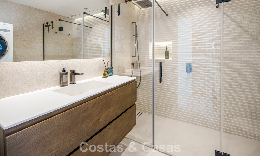 High-end fully renovated penthouse with spectacular sea views for sale in Marbella - Benahavís 800071