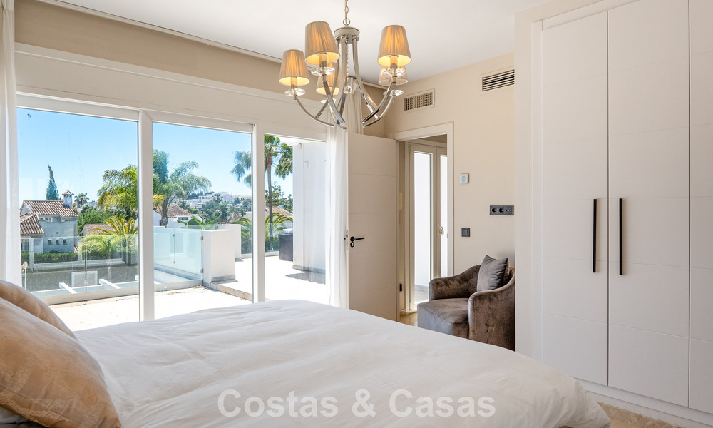 Luxury villa with entertainment level and guest accommodation for sale in Nueva Andalucía, Marbella 799991