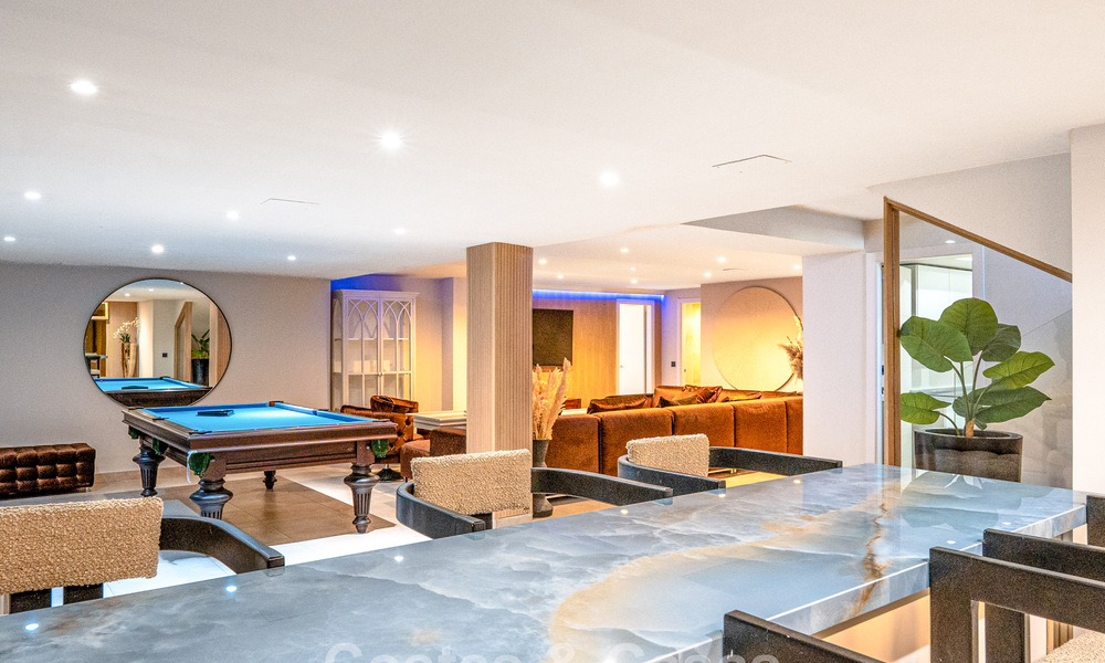 Luxury villa with entertainment level and guest accommodation for sale in Nueva Andalucía, Marbella 799997
