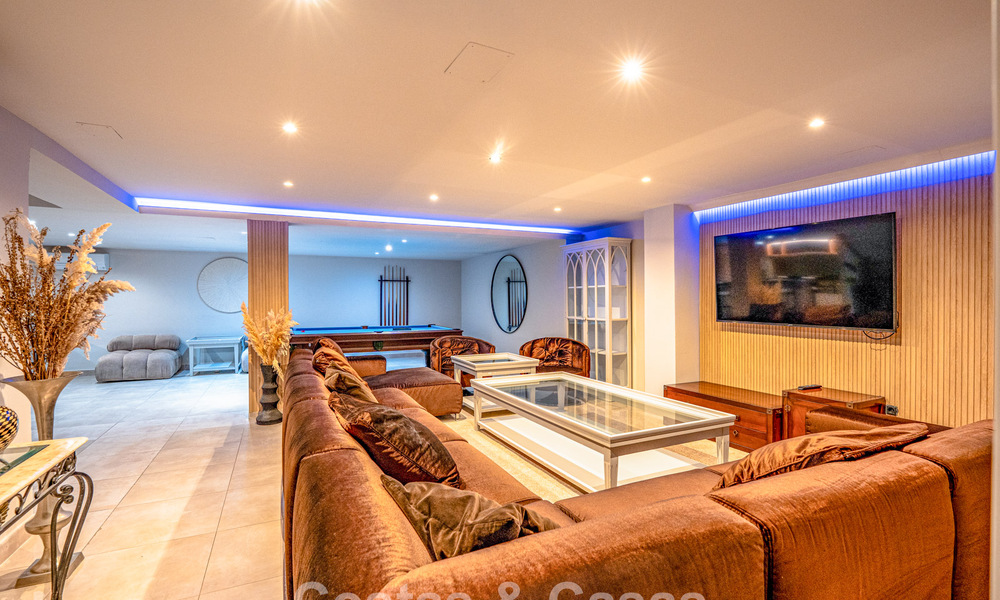 Luxury villa with entertainment level and guest accommodation for sale in Nueva Andalucía, Marbella 800003