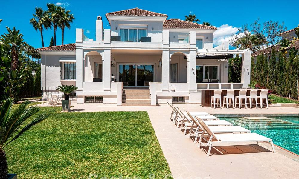 Luxury villa with entertainment level and guest accommodation for sale in Nueva Andalucía, Marbella 800014