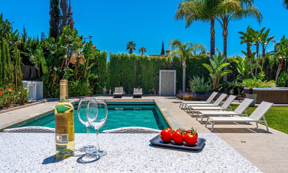Luxury villa with entertainment level and guest accommodation for sale in Nueva Andalucía, Marbella 800020