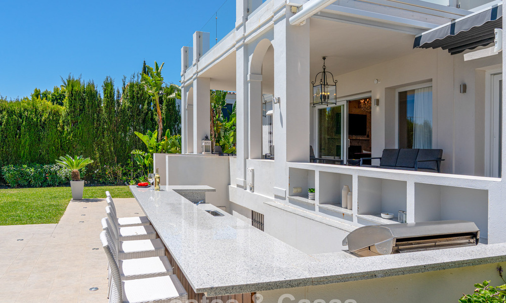 Luxury villa with entertainment level and guest accommodation for sale in Nueva Andalucía, Marbella 800026