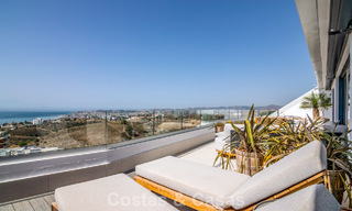Turnkey modern luxury homes for sale with sea view in a resort-style development in Fuengirola, Costa del Sol 799940 