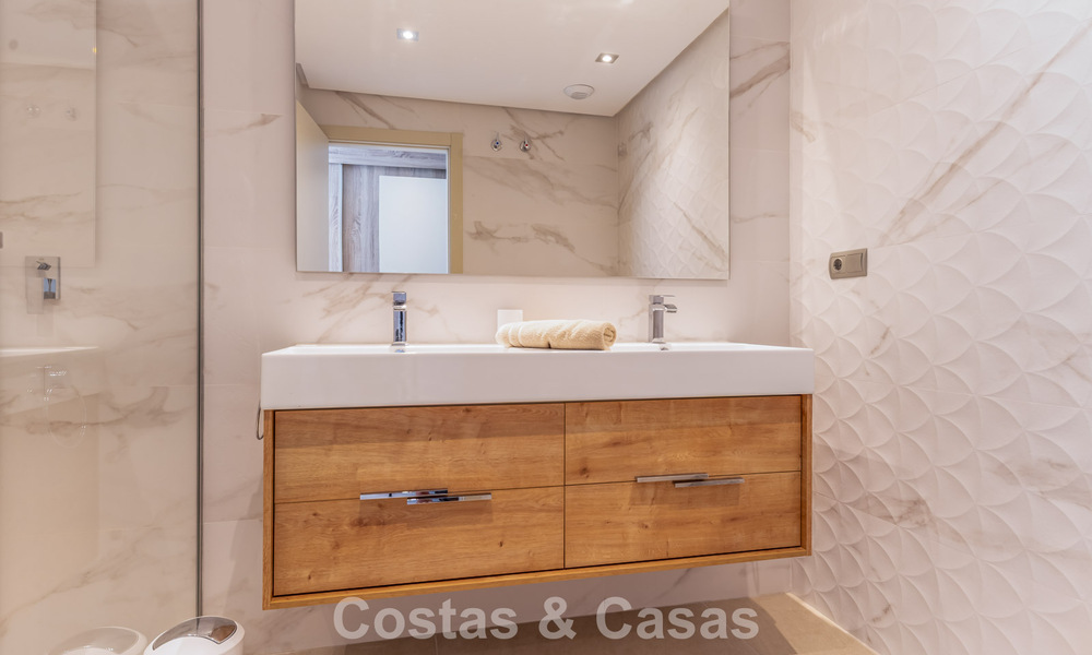 Very bright apartment with spacious lounge terrace for sale in La Cala Golf, Mijas, Costa del Sol 799951
