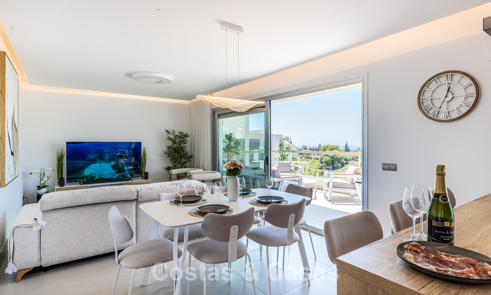 Very bright apartment with spacious lounge terrace for sale in La Cala Golf, Mijas, Costa del Sol 799957