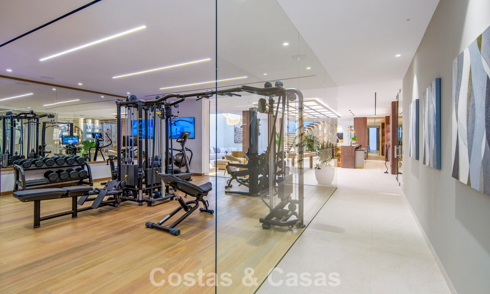Contemporary designer villa with panoramic views for sale in Nueva Andalucía’s Golf Valley, Marbella 800098