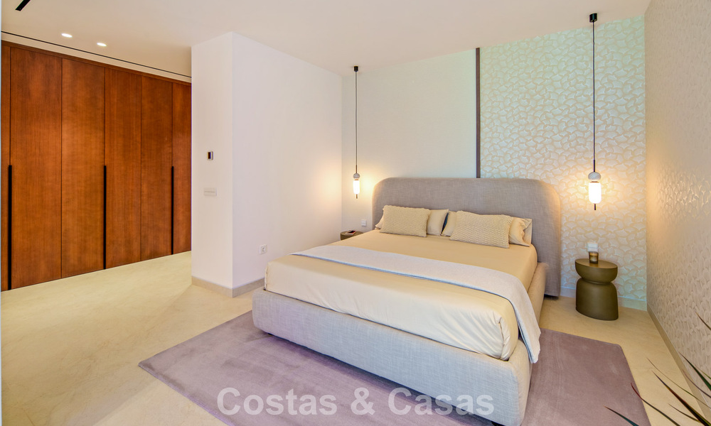 Contemporary designer villa with panoramic views for sale in Nueva Andalucía’s Golf Valley, Marbella 800111