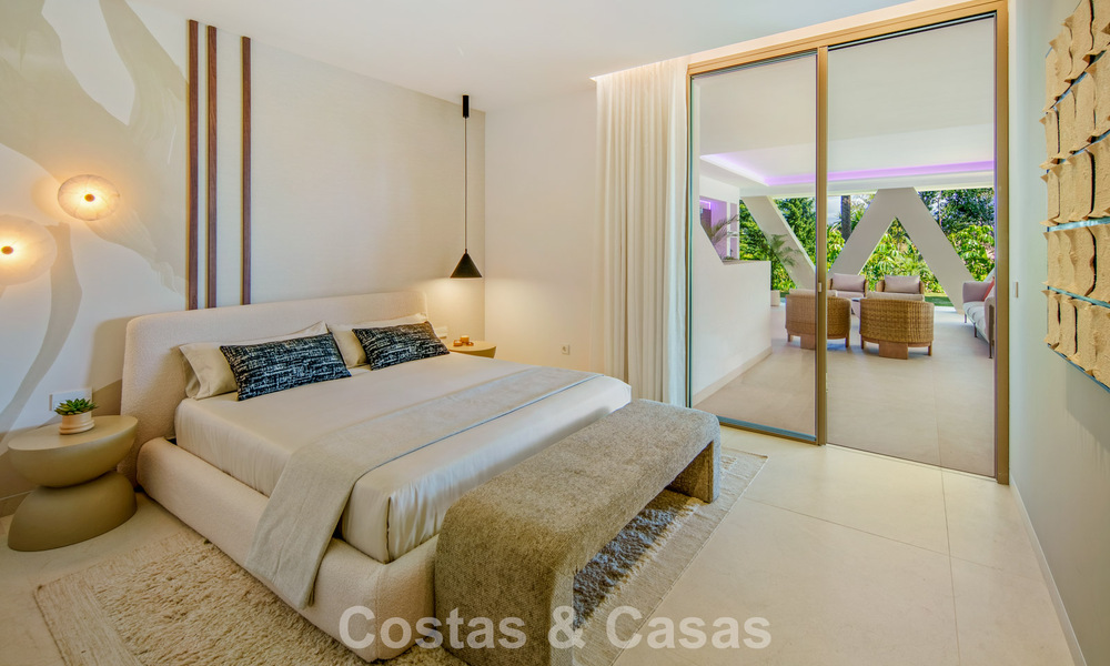 Contemporary designer villa with panoramic views for sale in Nueva Andalucía’s Golf Valley, Marbella 800114