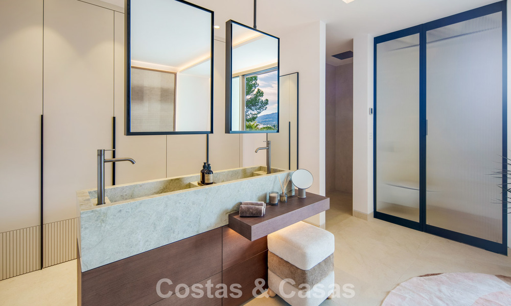 Contemporary designer villa with panoramic views for sale in Nueva Andalucía’s Golf Valley, Marbella 800152