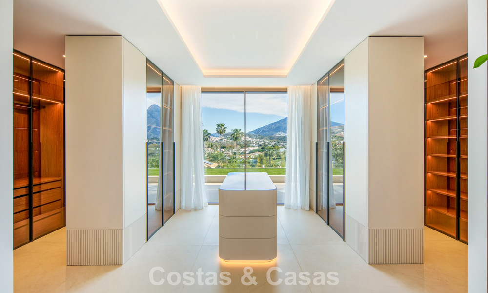 Contemporary designer villa with panoramic views for sale in Nueva Andalucía’s Golf Valley, Marbella 800159