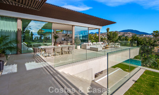 Contemporary designer villa with panoramic views for sale in Nueva Andalucía’s Golf Valley, Marbella 800168 