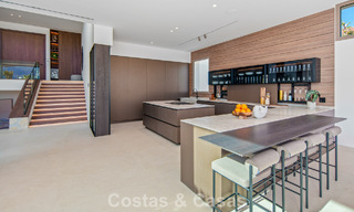 Contemporary designer villa with panoramic views for sale in Nueva Andalucía’s Golf Valley, Marbella 800173 