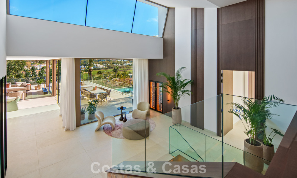 Contemporary designer villa with panoramic views for sale in Nueva Andalucía’s Golf Valley, Marbella 800176