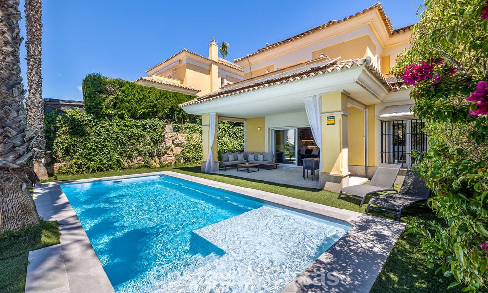 Renovated semi-detached villa for sale with sea view on the golf course east of Marbella 800237