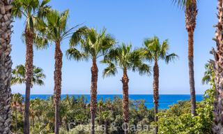Renovated semi-detached villa for sale with sea view on the golf course east of Marbella 800239 