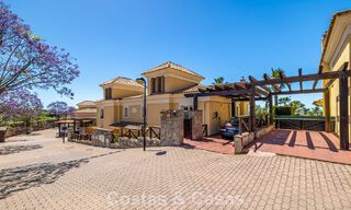 Renovated semi-detached villa for sale with sea view on the golf course east of Marbella 800256 