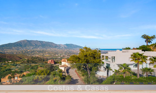 Moderne luxury villa with contemporary architecture and panoramic views for sale in the Hills of Marbella East 800268 