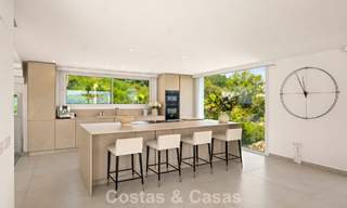Moderne luxury villa with contemporary architecture and panoramic views for sale in the Hills of Marbella East 800281 