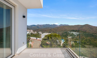 Moderne luxury villa with contemporary architecture and panoramic views for sale in the Hills of Marbella East 800317 