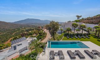 Moderne luxury villa with contemporary architecture and panoramic views for sale in the Hills of Marbella East 800322 