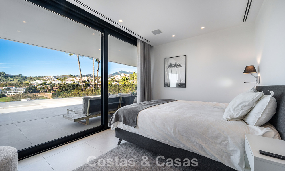 Sophisticated luxury villa for sale with panoramic views in nueva andalucía’s prestigious golf valley, marbella 800327