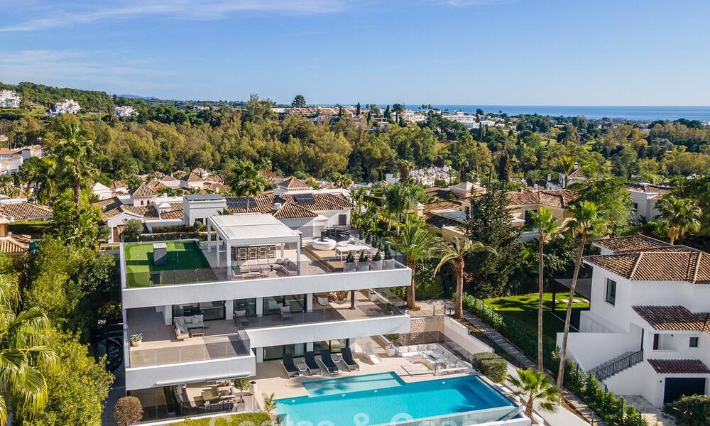 Sophisticated luxury villa for sale with panoramic views in nueva andalucía’s prestigious golf valley, marbella 800332