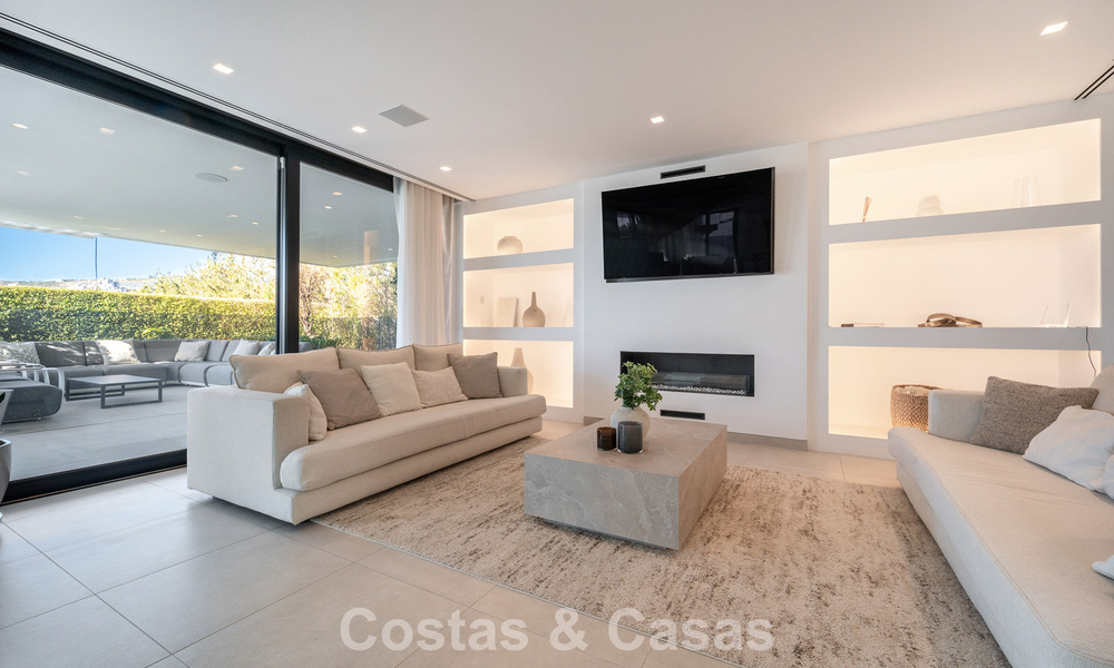 Sophisticated luxury villa for sale with panoramic views in nueva andalucía’s prestigious golf valley, marbella 800342