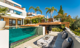 Modern renovated luxury villa with stunning views for sale in Nueva Andalucía, Marbella 800351 