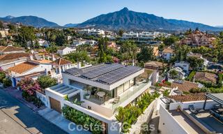 Modern renovated luxury villa with stunning views for sale in Nueva Andalucía, Marbella 800368 
