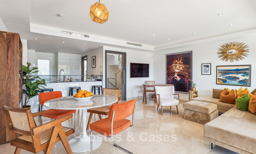 Luxury townhouse for sale near Puente Romano, Marbella’s Golden Mile 800393