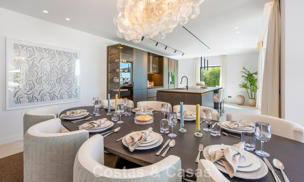 Modern mediterranean luxury villa for sale in a gated community in Marbella - Benahavís 800397