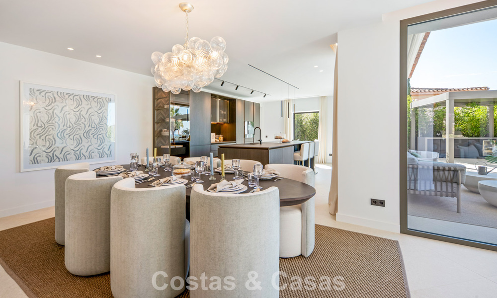 Modern mediterranean luxury villa for sale in a gated community in Marbella - Benahavís 800398