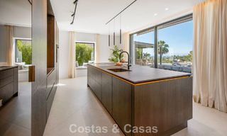 Modern mediterranean luxury villa for sale in a gated community in Marbella - Benahavís 800400 