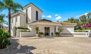Modern mediterranean luxury villa for sale in a gated community in Marbella - Benahavís 800405 