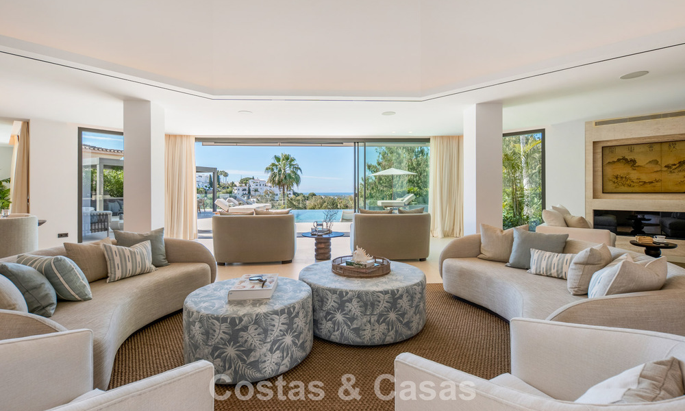 Modern mediterranean luxury villa for sale in a gated community in Marbella - Benahavís 800409