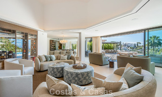 Modern mediterranean luxury villa for sale in a gated community in Marbella - Benahavís 800411 