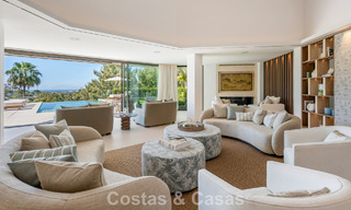 Modern mediterranean luxury villa for sale in a gated community in Marbella - Benahavís 800417 