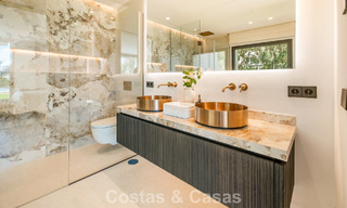 Modern mediterranean luxury villa for sale in a gated community in Marbella - Benahavís 800439 