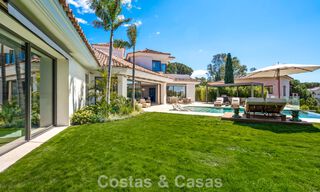 Modern mediterranean luxury villa for sale in a gated community in Marbella - Benahavís 800457 