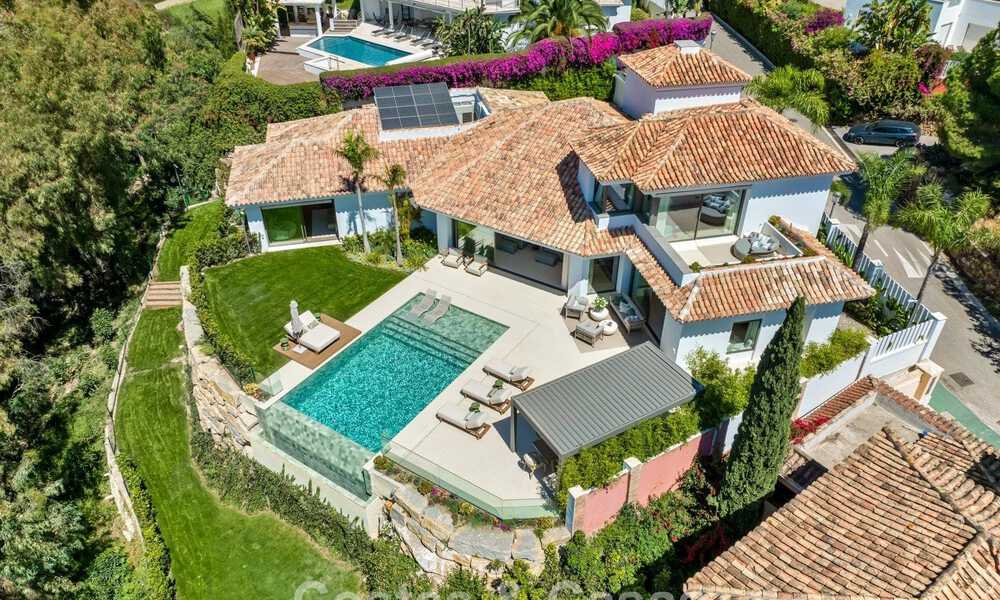 Modern mediterranean luxury villa for sale in a gated community in Marbella - Benahavís 800476