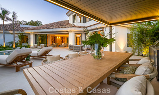 Modern mediterranean luxury villa for sale in a gated community in Marbella - Benahavís 800489 