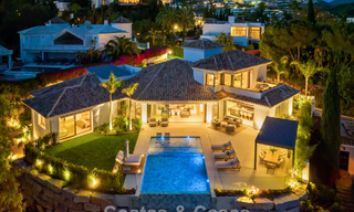 Modern mediterranean luxury villa for sale in a gated community in Marbella - Benahavís 800497 