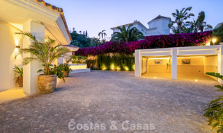 Modern mediterranean luxury villa for sale in a gated community in Marbella - Benahavís 800504 