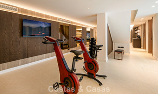 Modern mediterranean luxury villa for sale in a gated community in Marbella - Benahavís 800510 